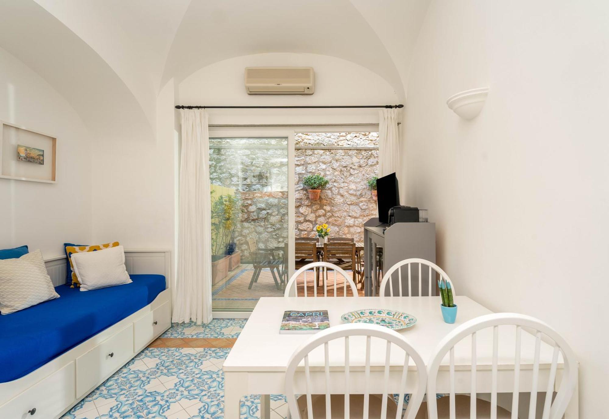 Oliveto Capri Apartments Rum bild